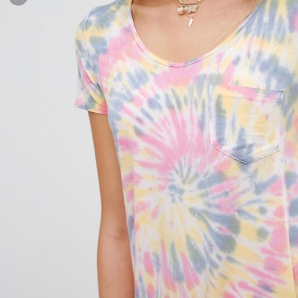 Tie-dye Hollister shirt